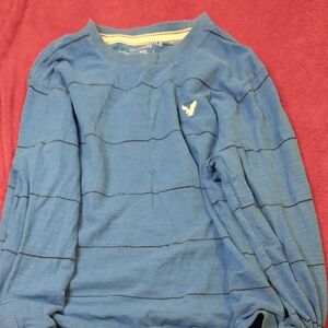 American Eagle Outfitters Blue Long Sleeve Tee